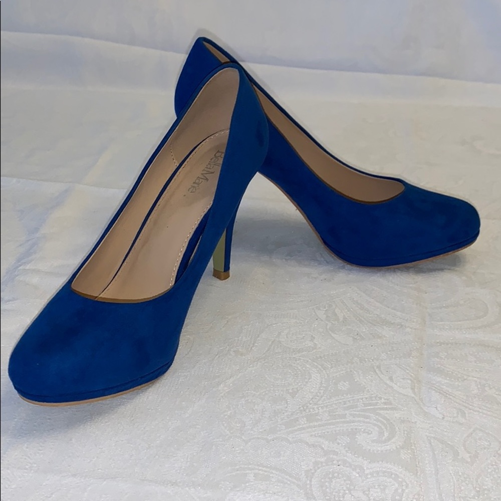 Bella Marie Women's Almond Toe Platform - Size 9
